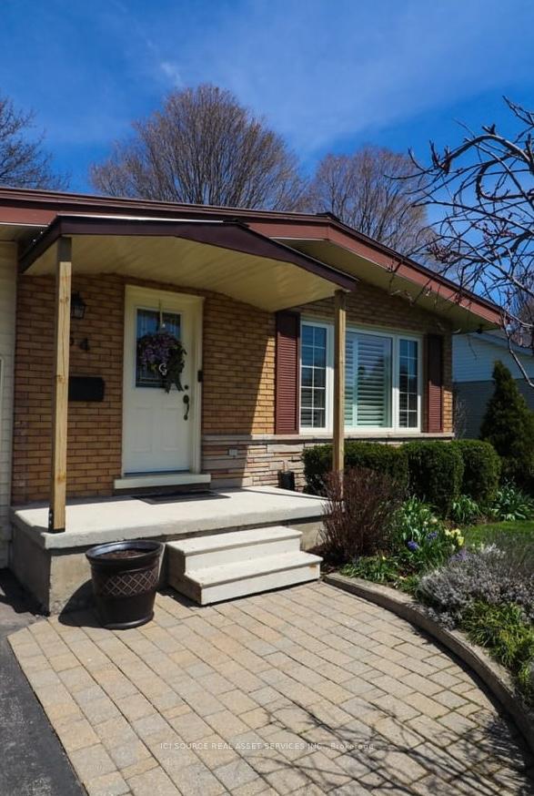 54-first-street-w-woolwich-ontario-x12963824