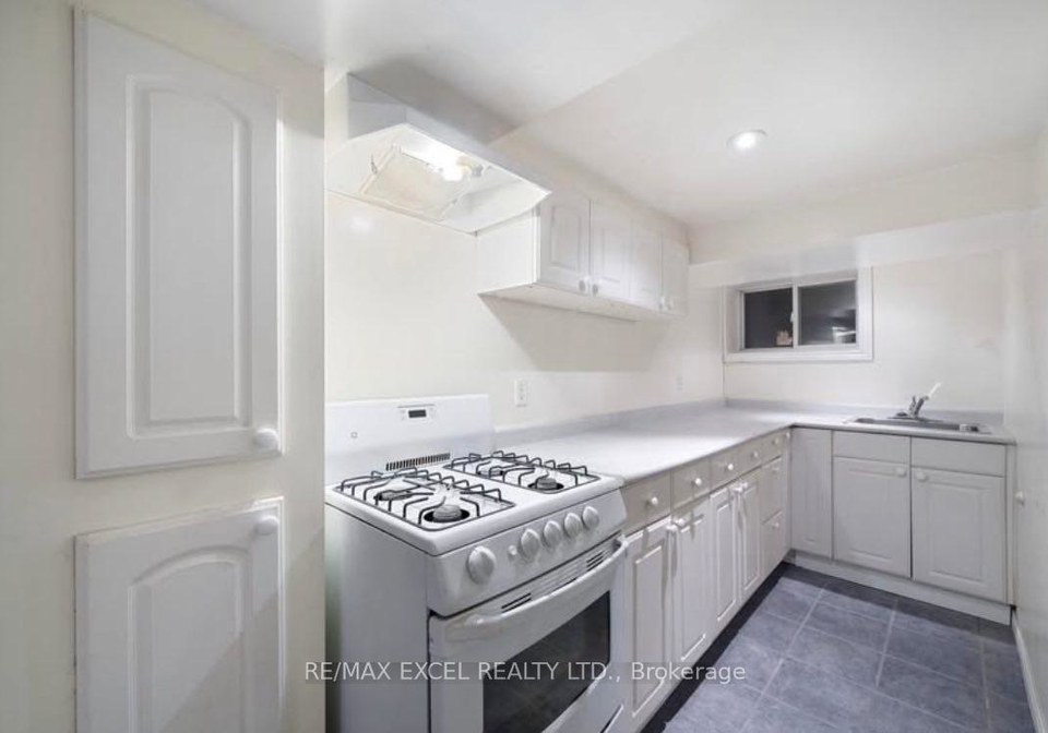 33-edgemont-street-n-hamilton-ontario-x12963912