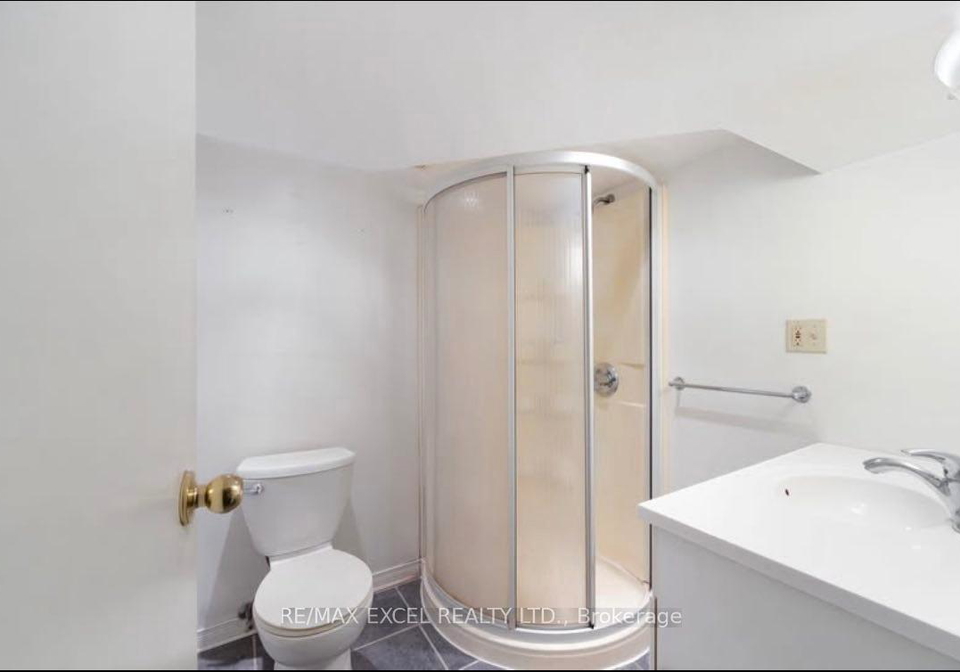33-edgemont-street-n-hamilton-ontario-x12963912