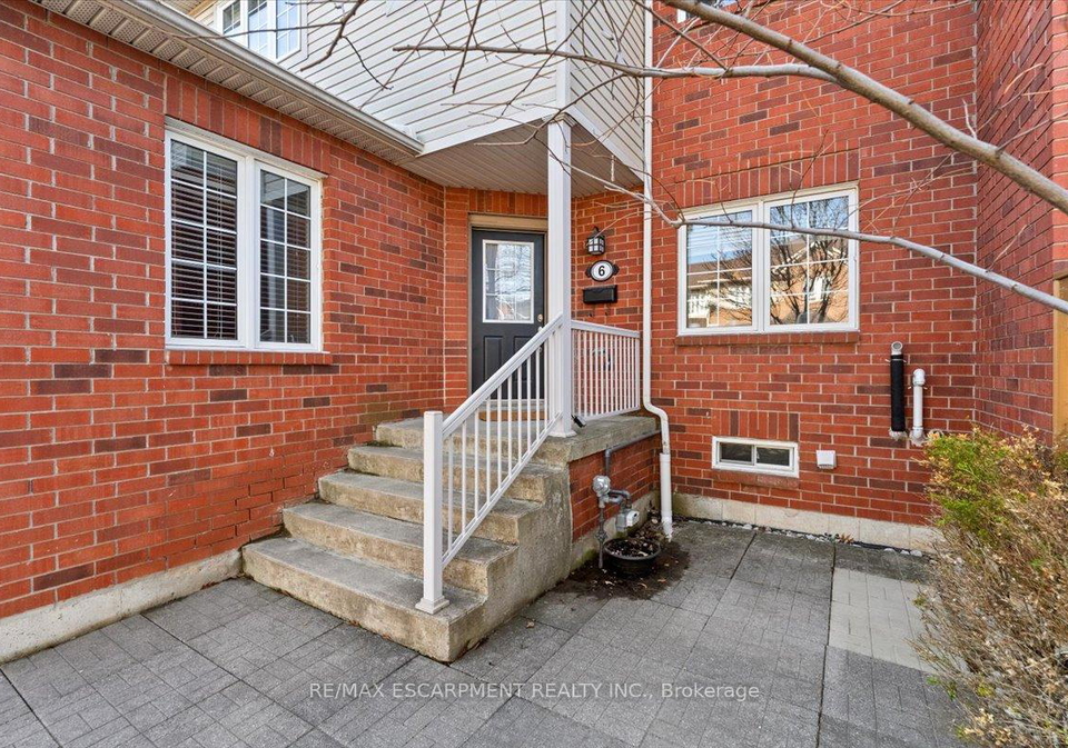 100-beddoe-drive-hamilton-ontario-x12964034