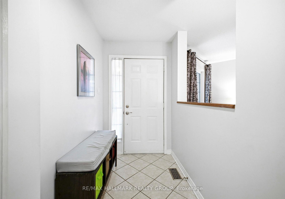 92a-upney-drive-ottawa-ontario-x12964068