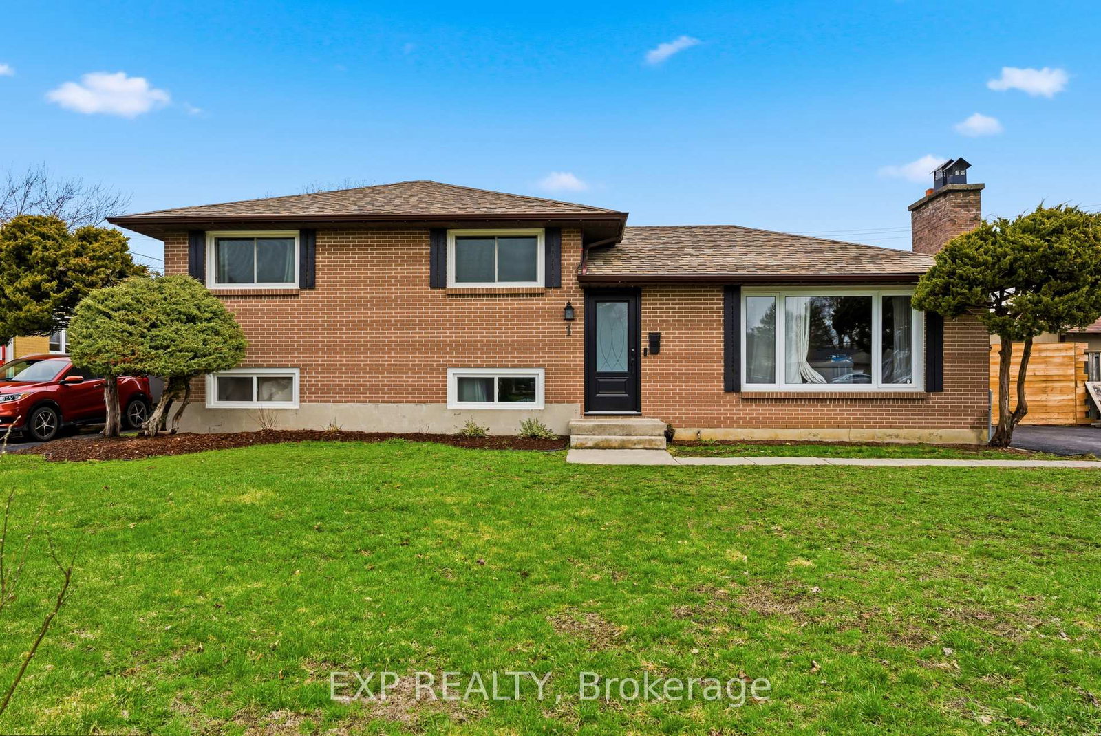 1-nelles-avenue-quinte-west-ontario-x12964258
