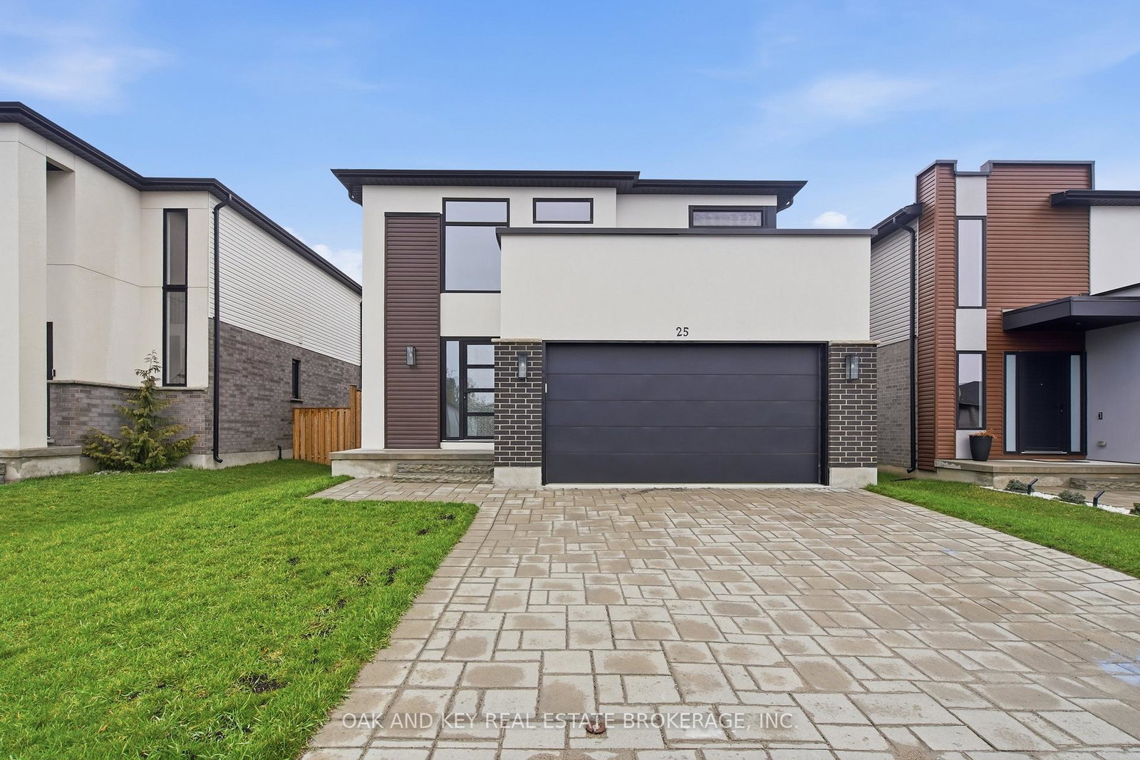 25-alexander-circle-strathroy-caradoc-ontario-x12964352
