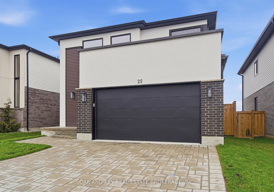 25-alexander-circle-strathroy-caradoc-ontario-x12964352