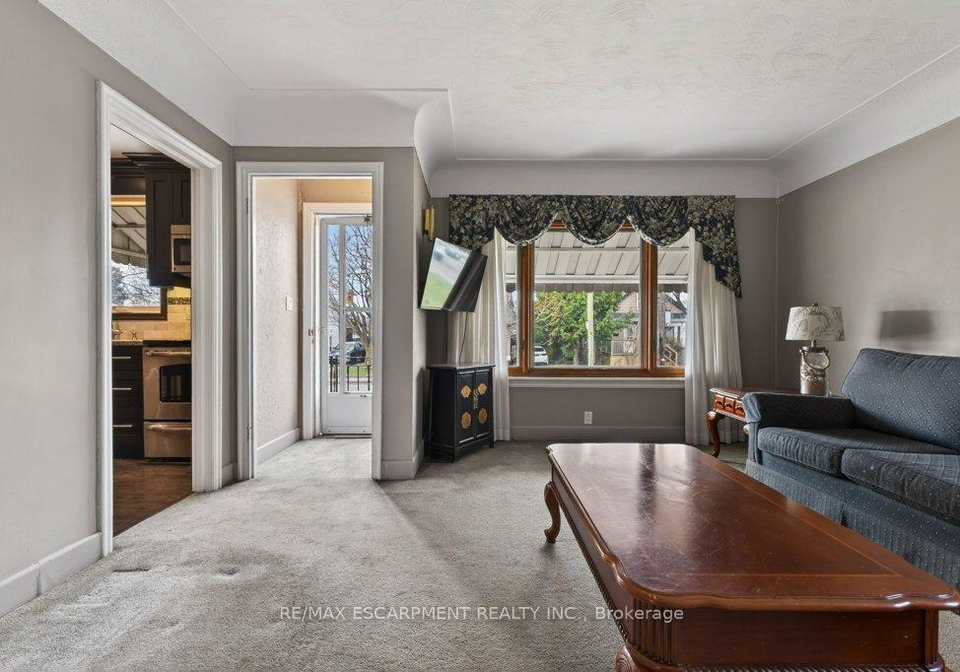 69-west-4th-street-hamilton-ontario-x12964606