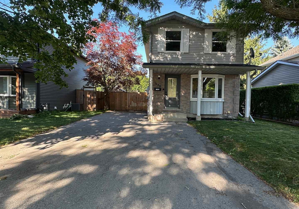 539-halberstadt-circle-cambridge-ontario-x12965010