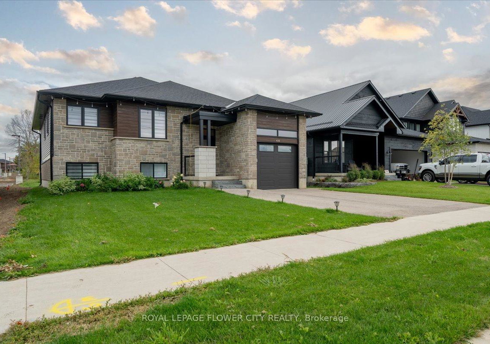 430-wellington-street-e-wellington-north-ontario-x12965078