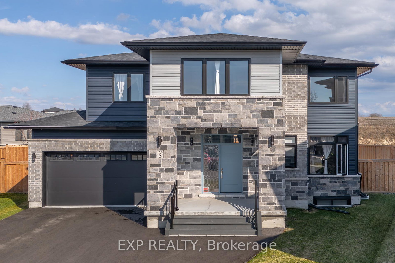 8-lillys-court-cramahe-ontario-x12965186
