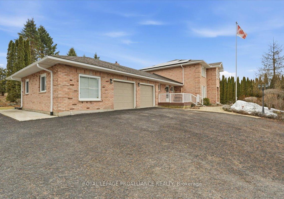 124b-old-troy-road-tweed-ontario-x12965646