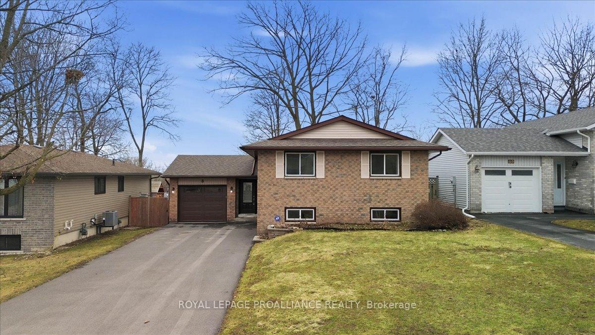 8-loraine-avenue-quinte-west-ontario-x12965690