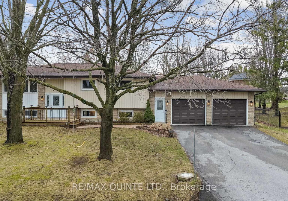 20-taylor-drive-prince-edward-county-ontario-x12965858