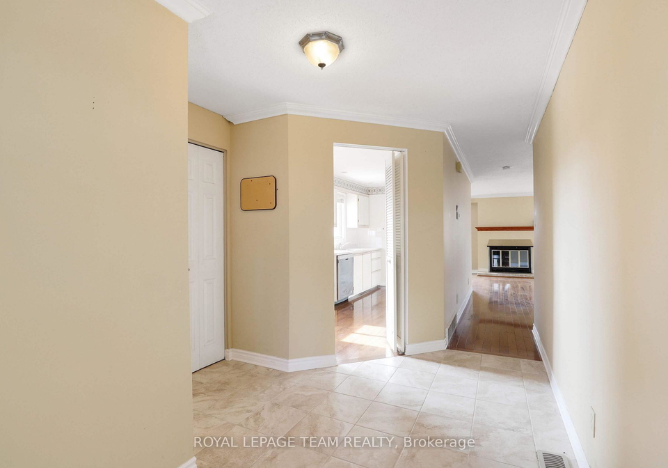 1136-des-bouleaux-place-ottawa-ontario-x12965906