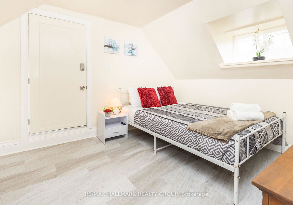 456-bronson-avenue-ottawa-ontario-x12965940
