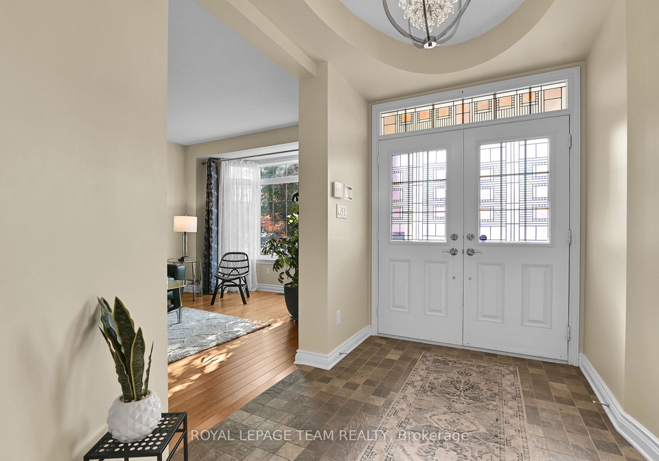 756-kilbirnie-drive-ottawa-ontario-x12965974