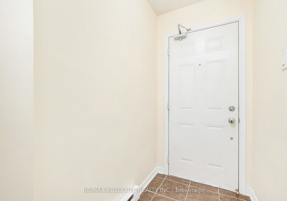 113-keltie-private-ottawa-ontario-x12966060
