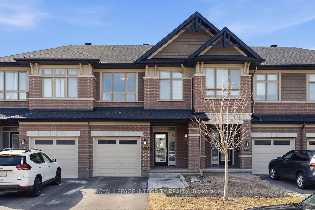 535-borbridge-avenue-ottawa-ontario-x12966096