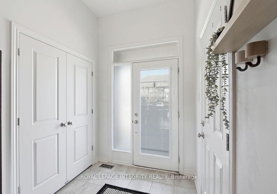 535-borbridge-avenue-ottawa-ontario-x12966096