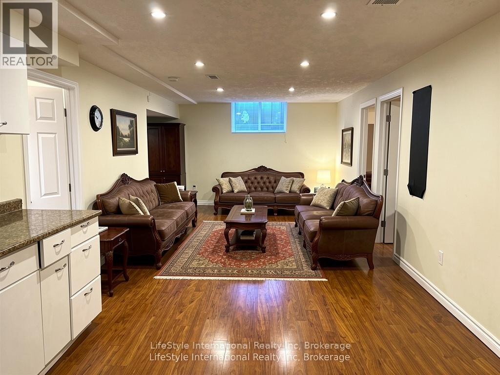 114-clairfields-drive-w-guelph-ontario-x12966236