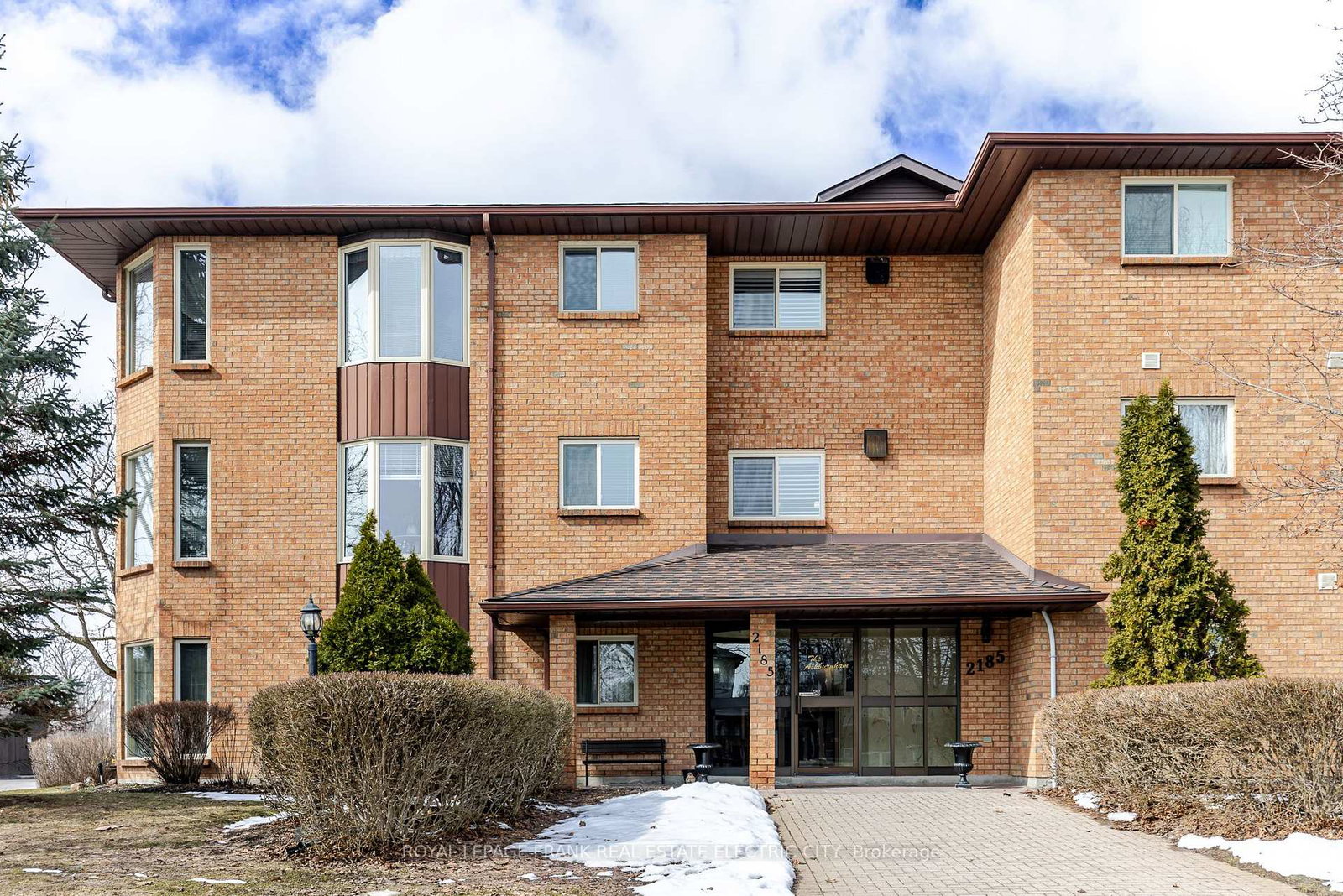 2185-walker-avenue-peterborough-ontario-x12966366