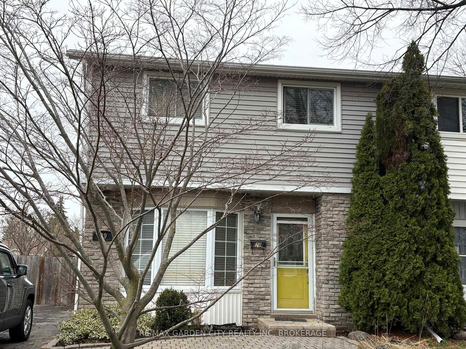 29-st-hildas-court-st-catharines-ontario-x12966422