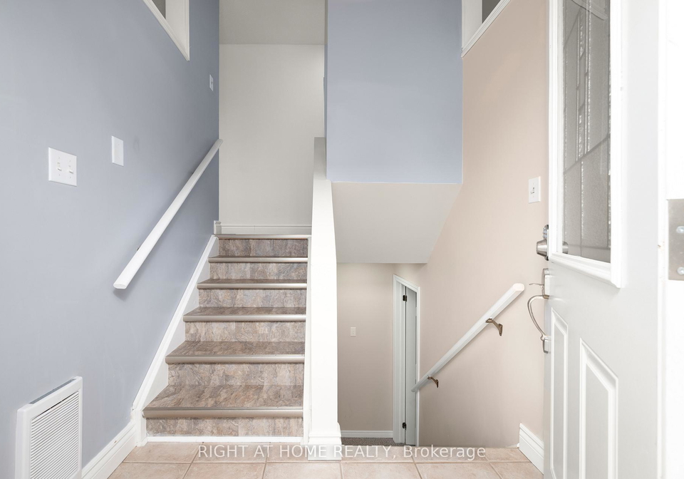 12-maple-grove-road-kawartha-lakes-ontario-x12966488