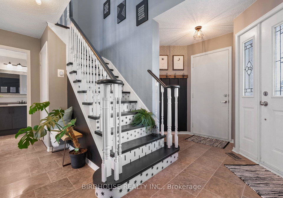 56-champlain-boulevard-kawartha-lakes-ontario-x12966552