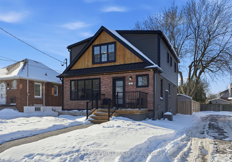 286-east-18th-street-hamilton-ontario-x12966850