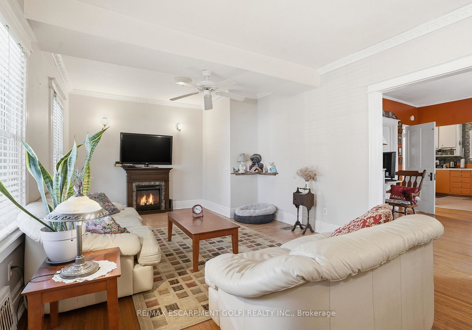 34-vine-street-s-st-catharines-ontario-x12966896