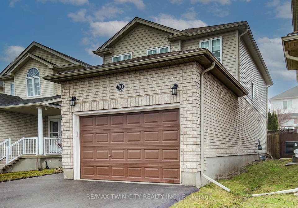 90-udvari-crescent-s-kitchener-ontario-x12967262