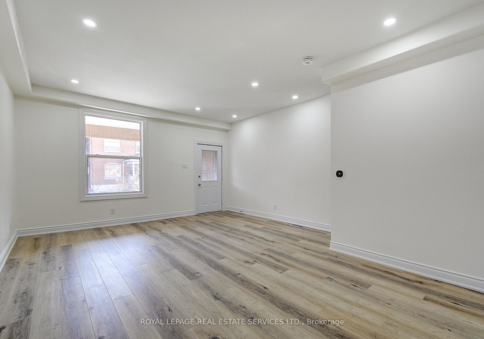 35-fairleigh-avenue-n-hamilton-ontario-x12967284