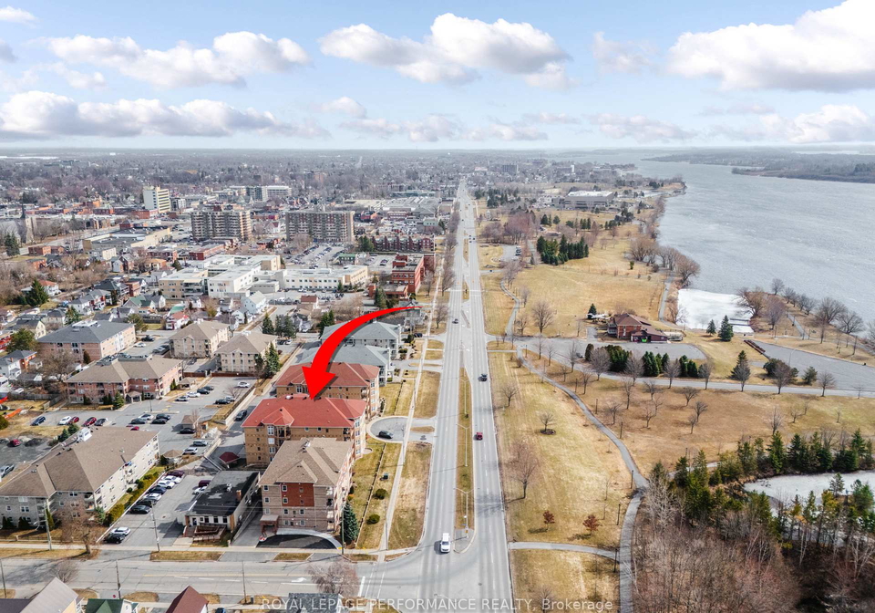 331-water-street-w-cornwall-ontario-x12967382