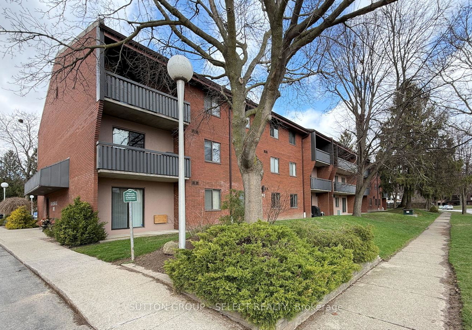 202-campus-parkway-chatham-kent-ontario-x12967420