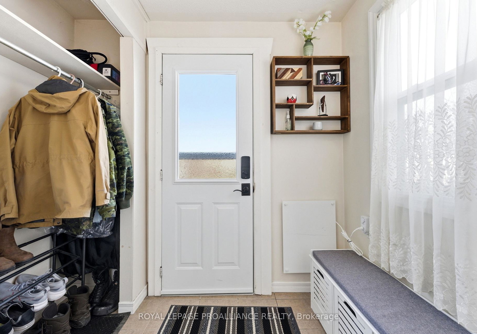 23-guelph-street-quinte-west-ontario-x12967572