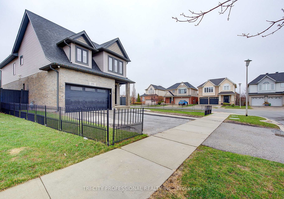 2910-turner-crescent-london-south-ontario-x12967712
