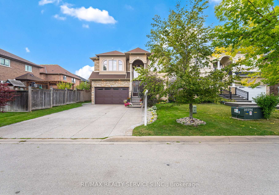 9-lorupe-court-hamilton-ontario-x12967834
