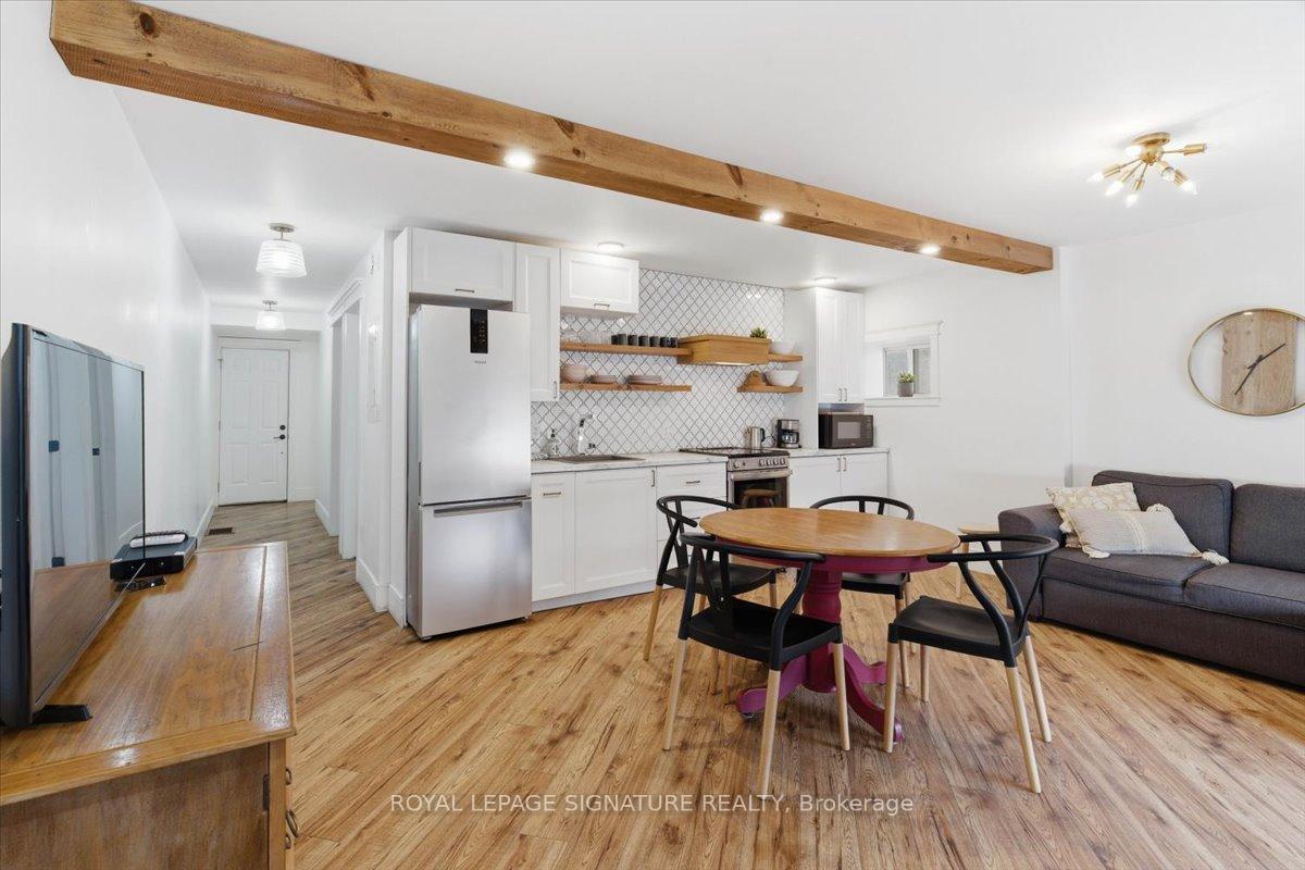 52-picton-main-street-prince-edward-county-ontario-x12967902
