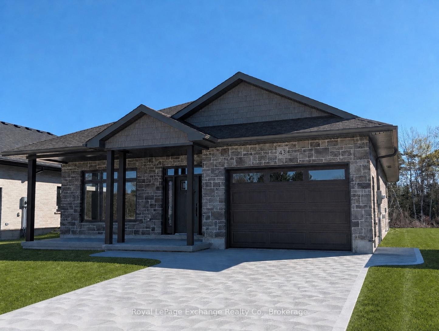 43-mercedes-crescent-kincardine-ontario-x12968042
