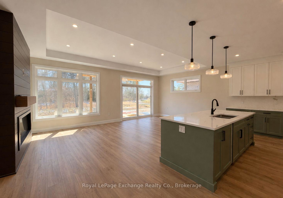 43-mercedes-crescent-kincardine-ontario-x12968042