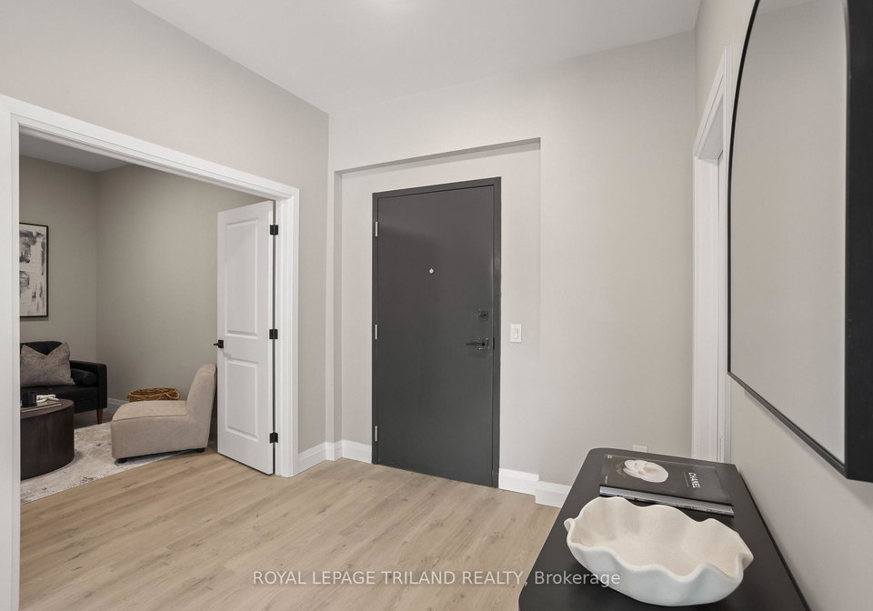 33318-richmond-street-lucan-biddulph-ontario-x12968098