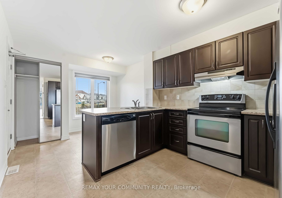 785-lakeridge-drive-ottawa-ontario-x12968128