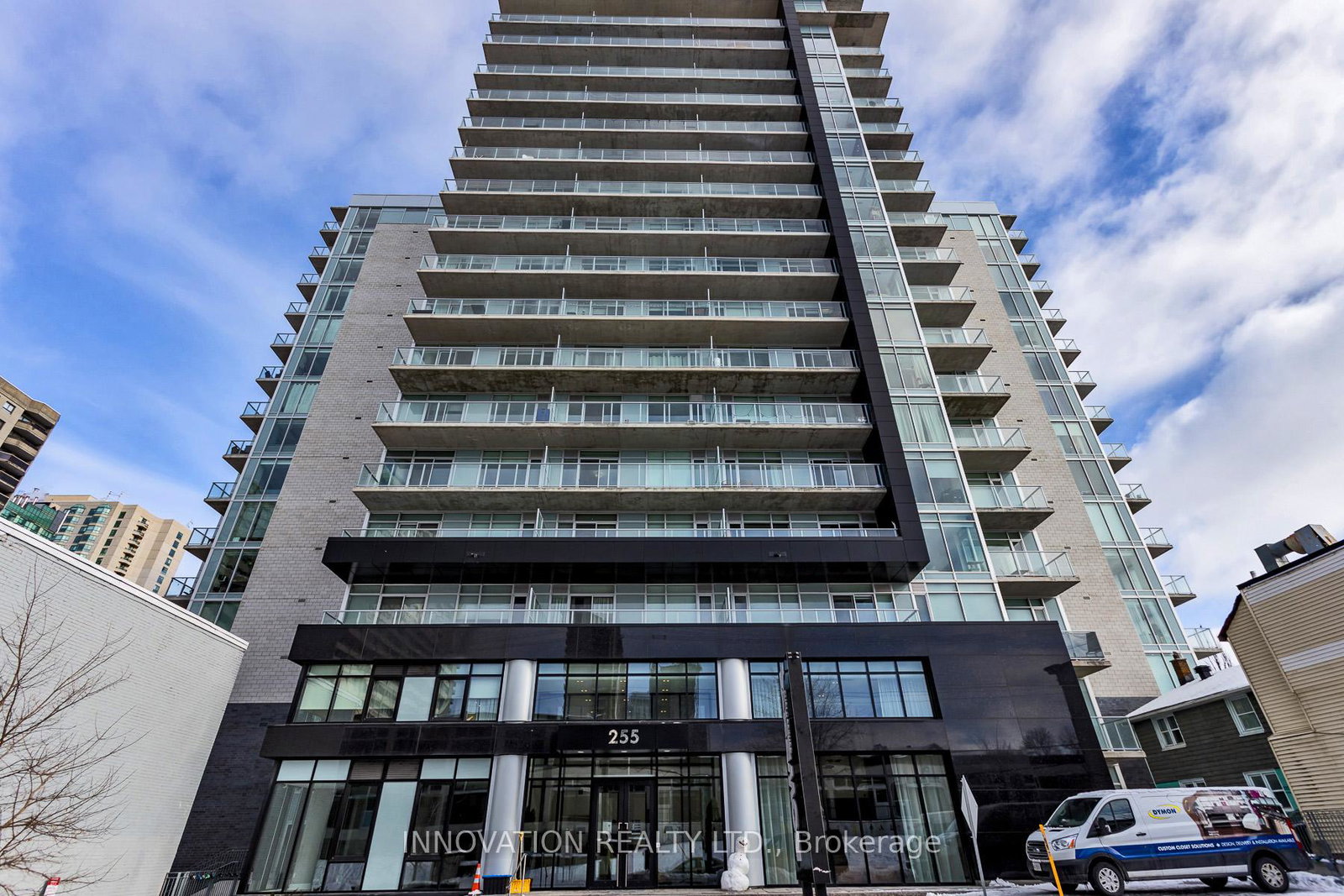 255-bay-street-ottawa-ontario-x12968304