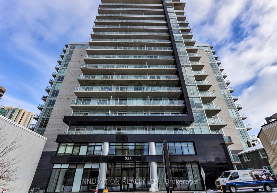 255-bay-street-ottawa-ontario-x12968304