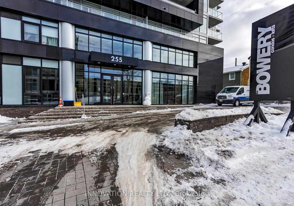 255-bay-street-ottawa-ontario-x12968304