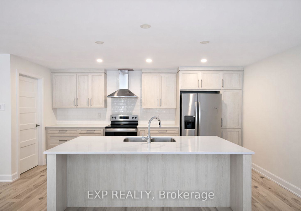 321-voyageur-place-russell-ontario-x12968322