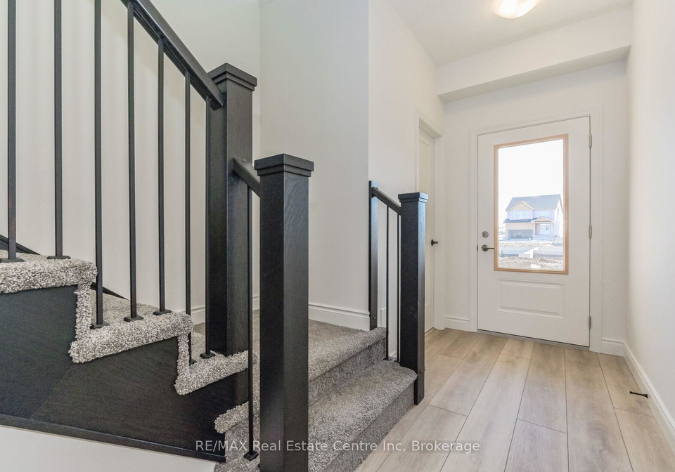 41-hedley-lane-centre-wellington-ontario-x12968414