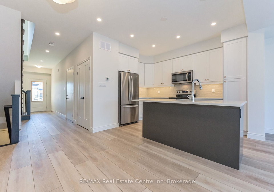 41-hedley-lane-centre-wellington-ontario-x12968414