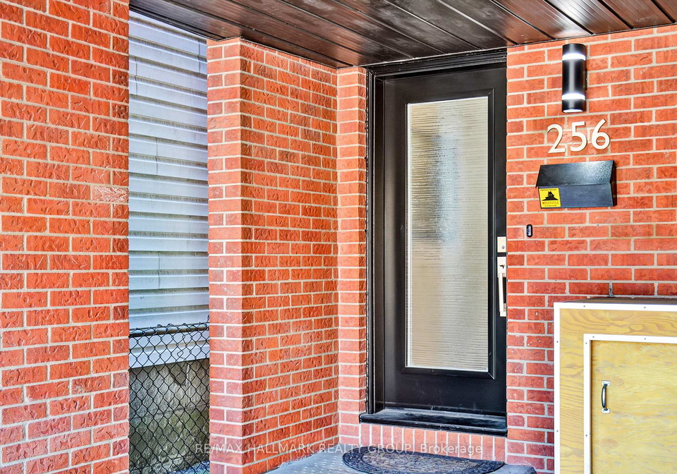 256-bruyere-street-ottawa-ontario-x12968574