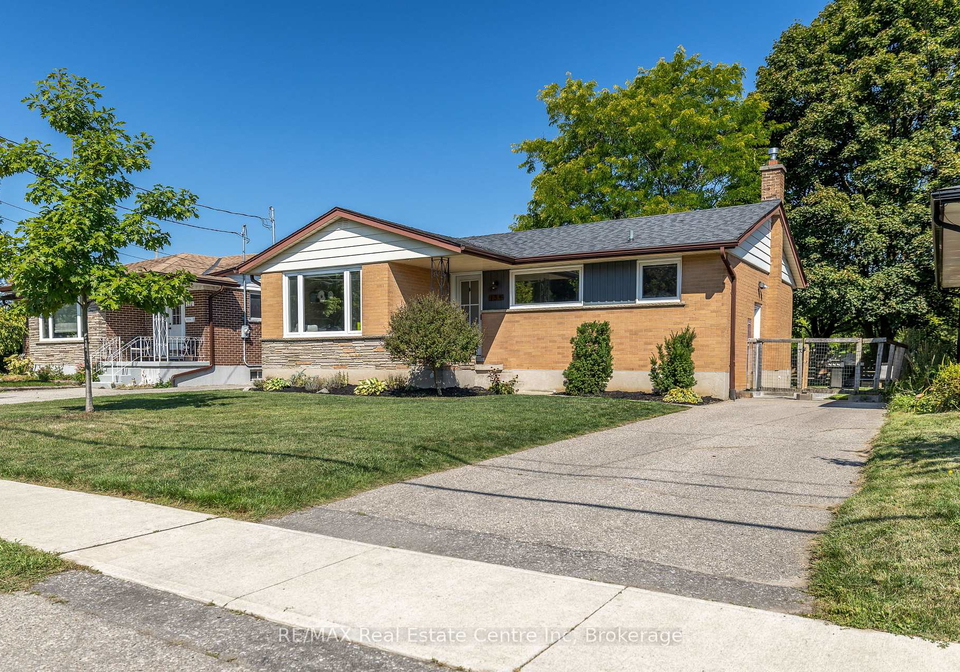 154-waverley-drive-guelph-ontario-x12968596