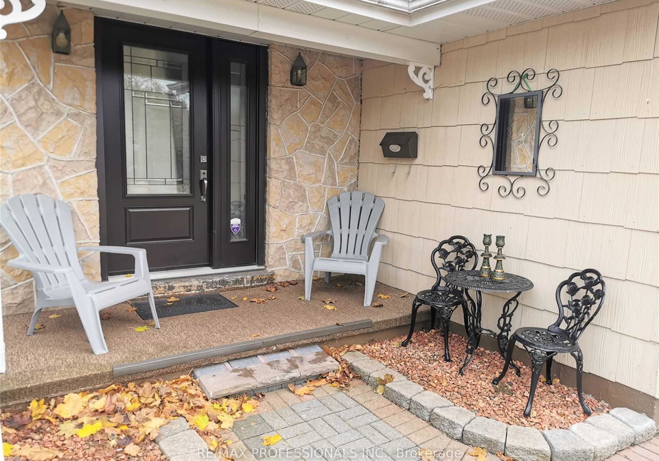 77-roseneath-crescent-kitchener-ontario-x12968604