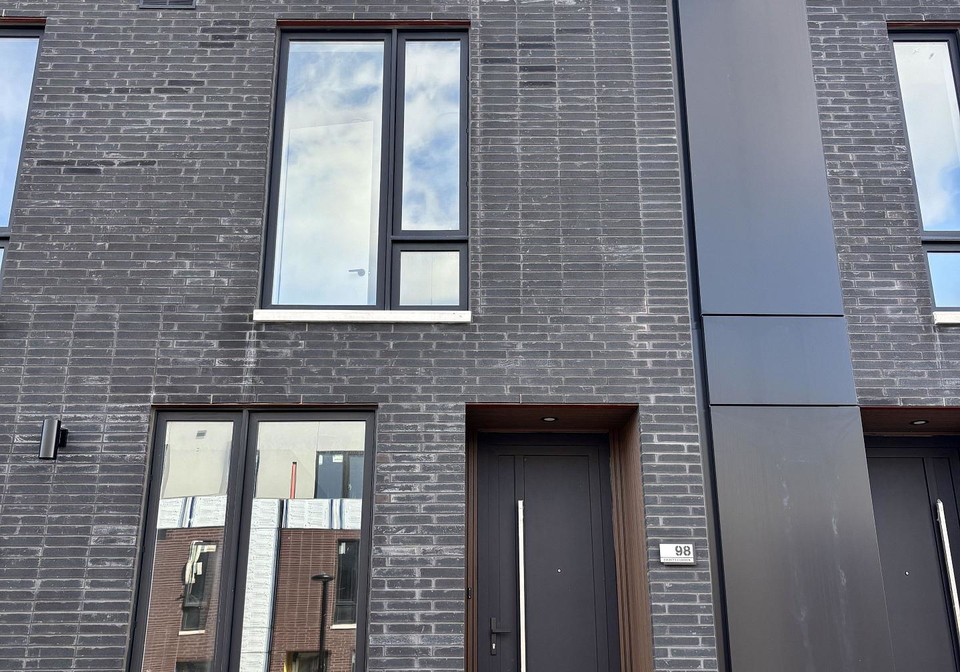 98-everett-common-st-catharines-ontario-x12968842